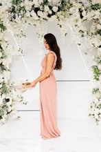 Load image into Gallery viewer, HOLLY TWIST SHOULDER LOOSE FISHTAIL