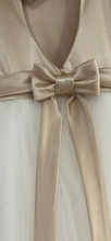 Load image into Gallery viewer, FLOWER GIRL BOW BELTS