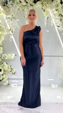 Load image into Gallery viewer, STELLA ONE SHOULDER SPLIT STRAP FISHTAIL DRESS
