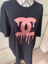 Load image into Gallery viewer, CHANEL TEE (L)