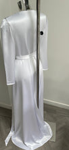 Load image into Gallery viewer, WRAP WEDDING DRESS