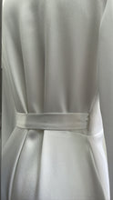 Load image into Gallery viewer, WRAP WEDDING DRESS