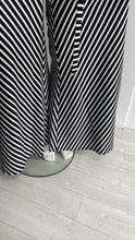 Load image into Gallery viewer, STRIPE JUMPSUIT (8/10)
